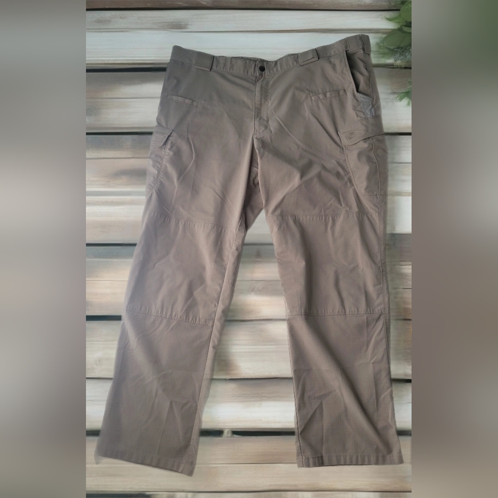 5.11 Tactical Cargo Pants Beige Sz 44x32